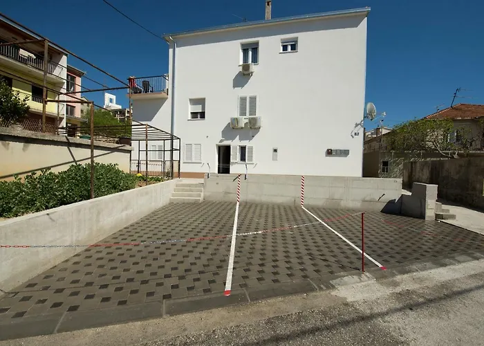 Bonus And Private Parking Appartamento